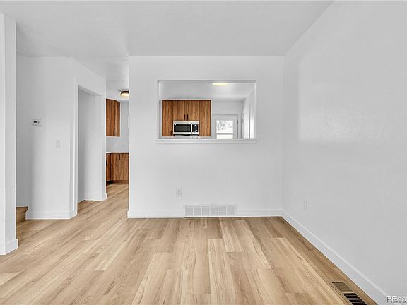 5th image of 10272 W Lehigh Avenue