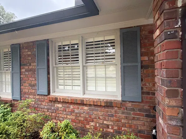 1110 Tuxedo Ct, Roswell, GA 30075