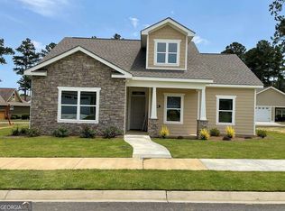 105 Garden Ln, Dublin, GA 31021