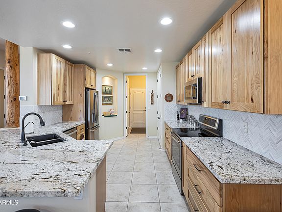 4th image of 6043 E KNOLLS Way
