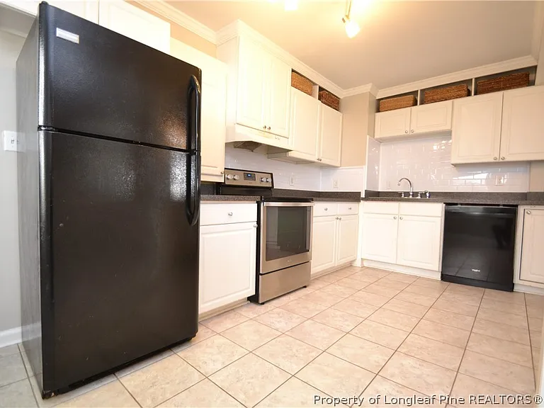 720 Brighton Rd — Photo 9