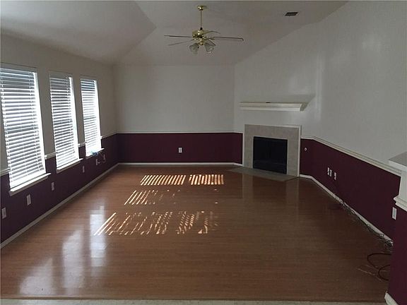 5th image of 10412 Black Forest Ln