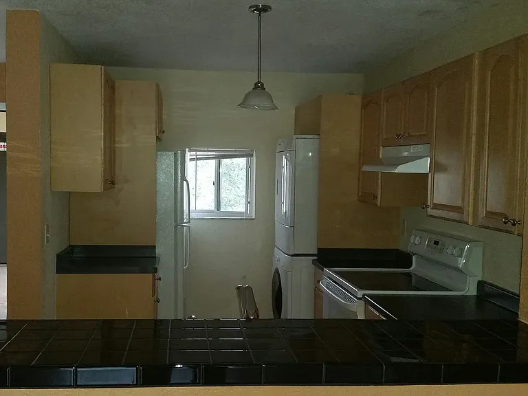 7710 NW 50th St #304 — Photo 3