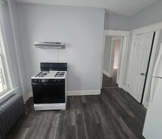 67 Graham Ave #2A — Photo 2