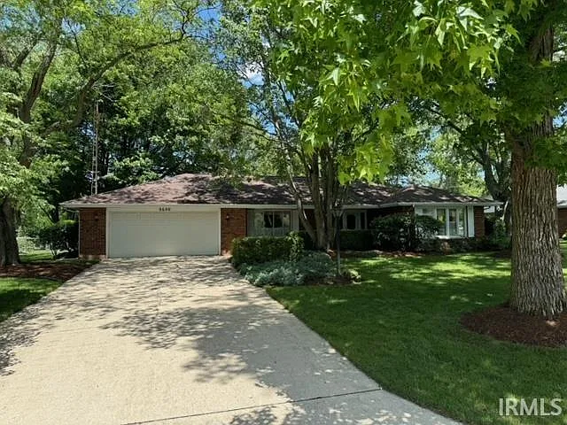 8600 W Eucalyptus Ave photo 1