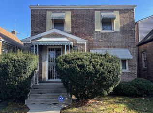 10231 S Rhodes Ave, Chicago, IL 60628