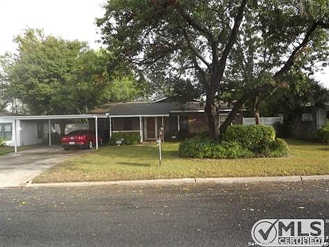 1st image of 239 Metz Ave