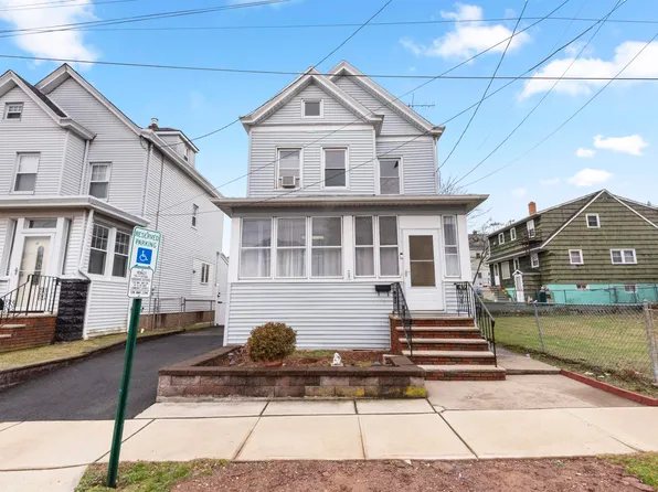 49 6th Ave, Clifton, NJ 07011
