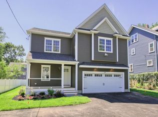 128 Lowell St, Lexington, MA 02420