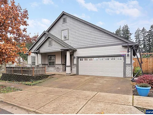 2078 SW Kendra St Photo 1