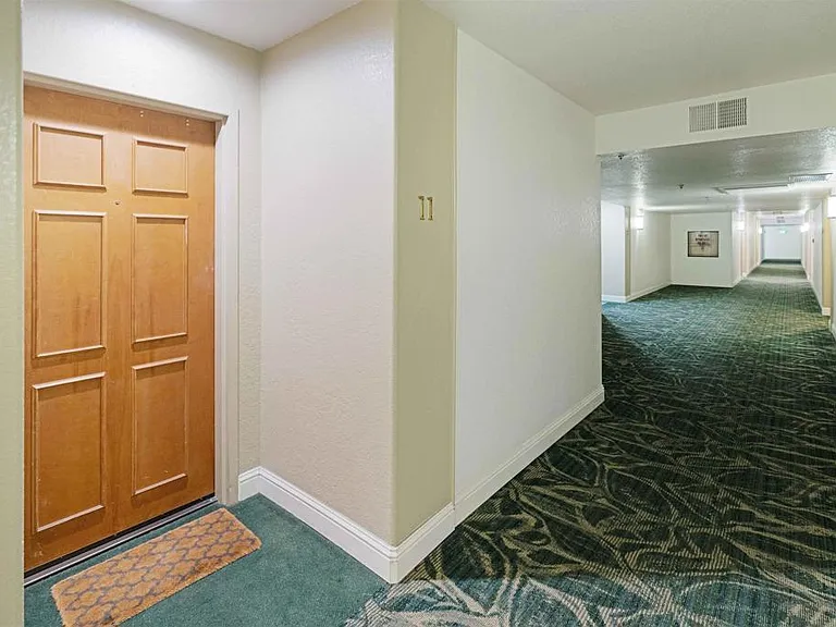 5705 Friars Rd #11 — Photo 26