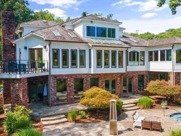 7907 N Ruggles Ferry Pike, Knoxville, TN 37924