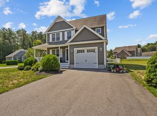 29 Corn Mill Way, Rockland, MA 02370