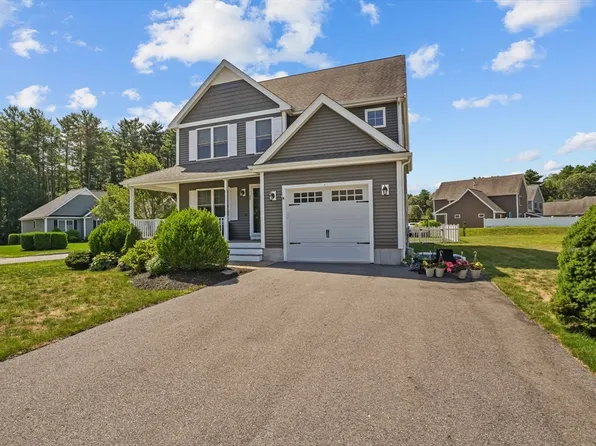 29 Corn Mill Way, Rockland, MA 02370