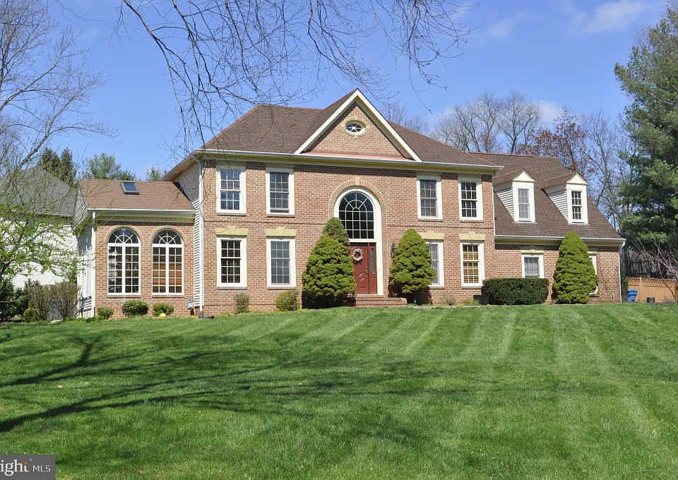 1st image of 2886 Macao Dr
