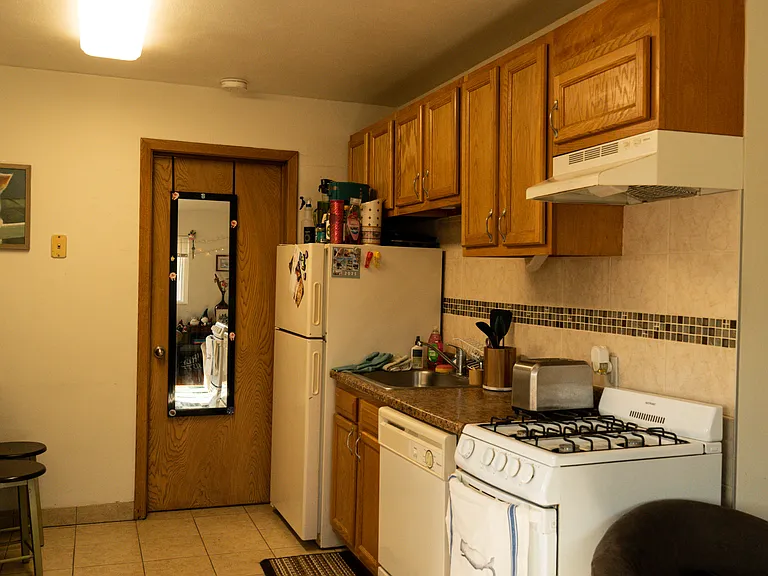 Happy Rentals — Photo 8