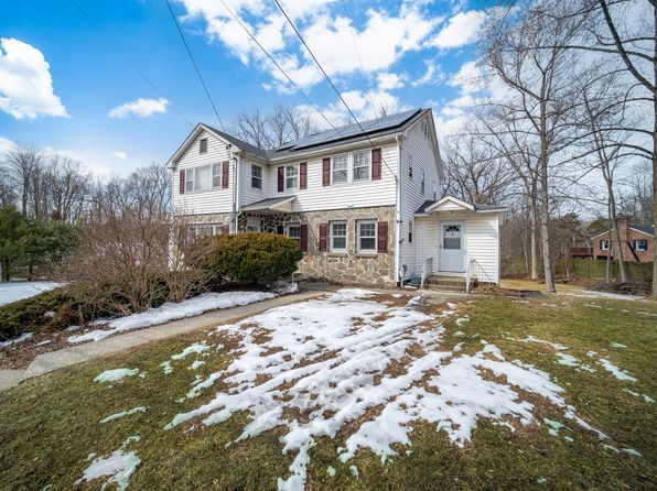 135 Myers Corners Rd #A