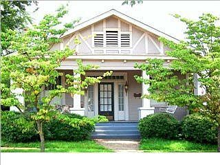 1st image of 406 19th Ave