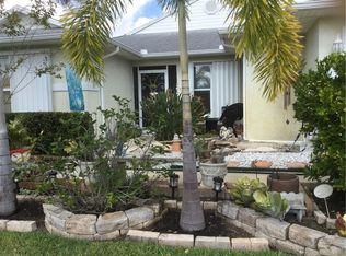 372 Paurotis Ln, Fort Pierce, FL 34982