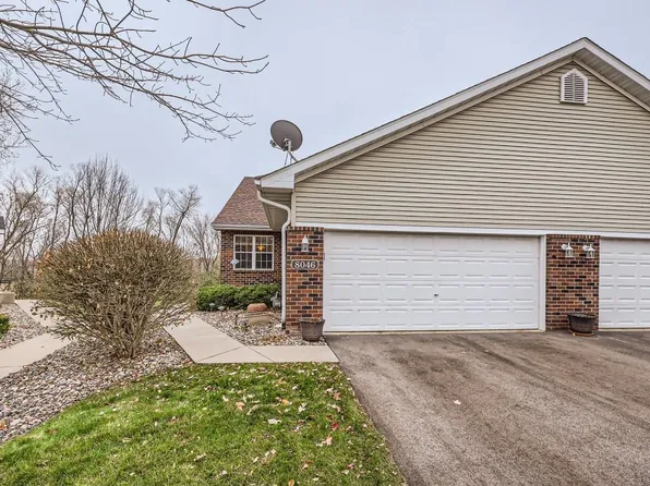 8046 Autumn Ridge Way, Chanhassen, MN 55317