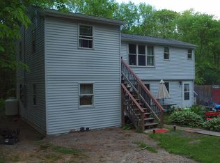 28 Old Chestnut Hill Rd, Millville, MA 01529