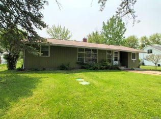 2962 Sunset Dr, Grand Island, NY 14072