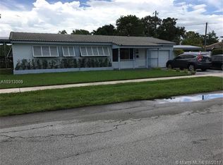 804 N Golf Dr, Hollywood, FL 33021