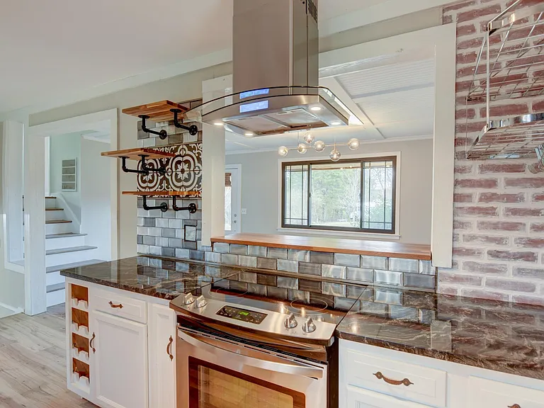 551 Bonerwood Dr — Photo 10