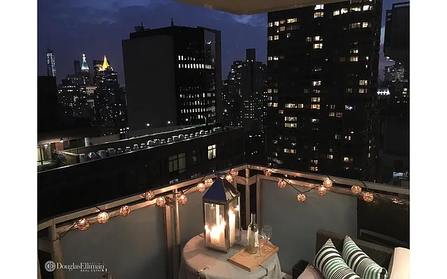 Sold by Douglas Elliman | media 10