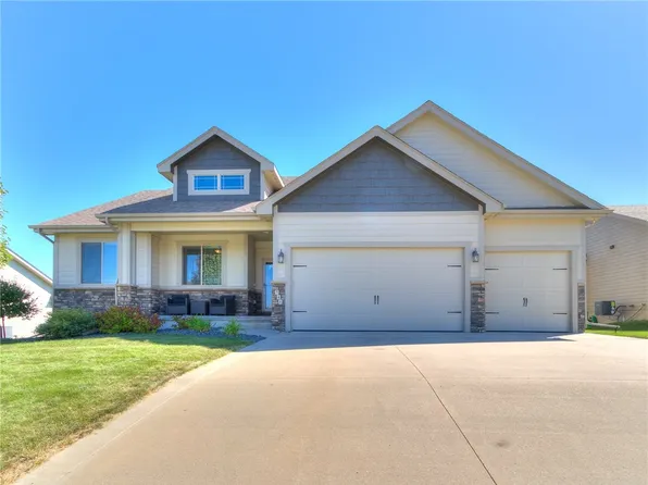 711 NE 56th St, Ankeny, IA 50021