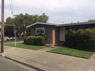 1038 Broadmoor Dr, Napa, CA