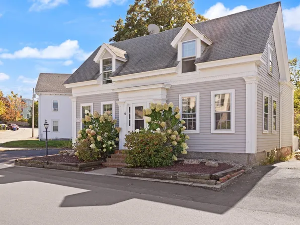 19 Highland St, Gloucester, MA 01930