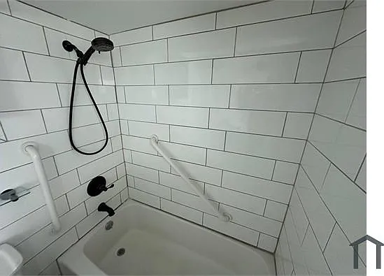 15906 Stockbridge Ave — Photo 10