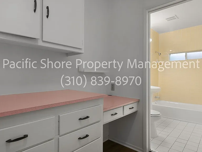 Gorham Apartments — Photo 11
