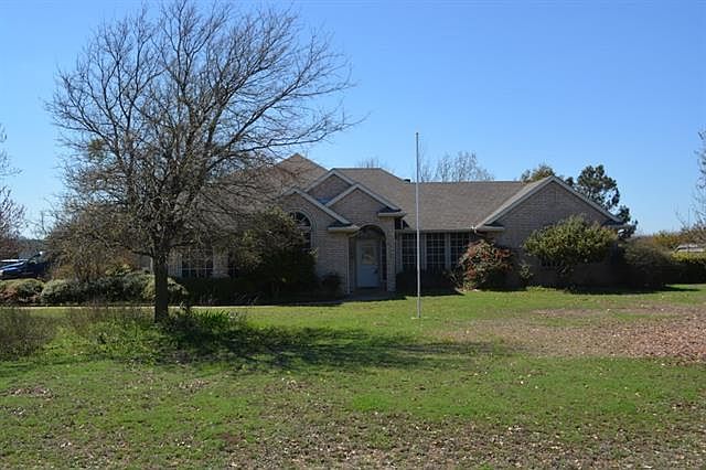 2nd image of 2220 Whispering Hills Dr
