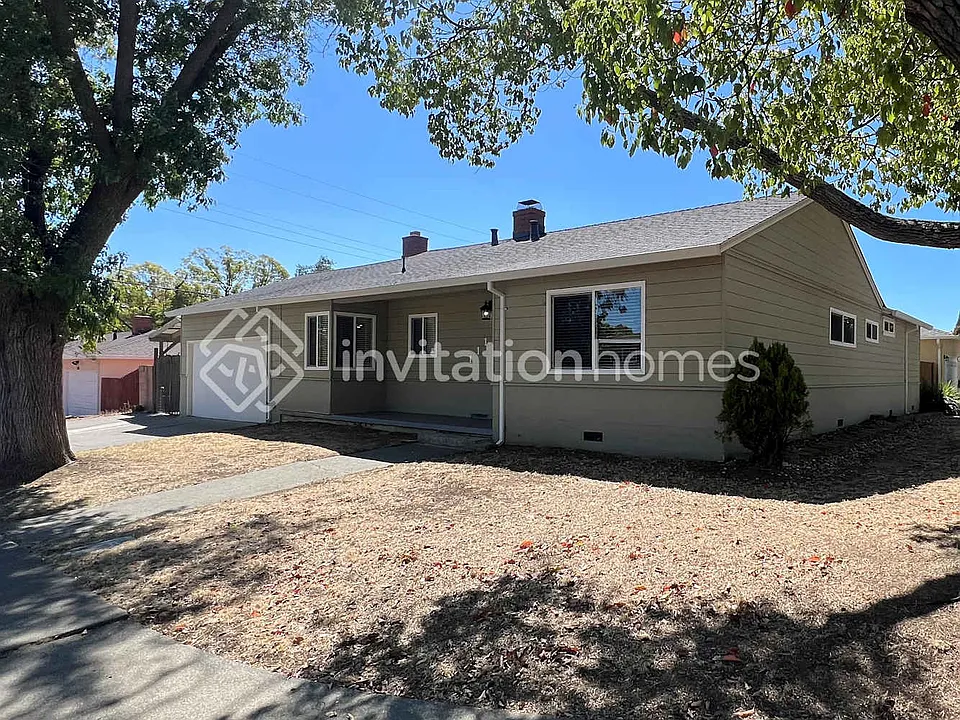 2823 Seville Cir