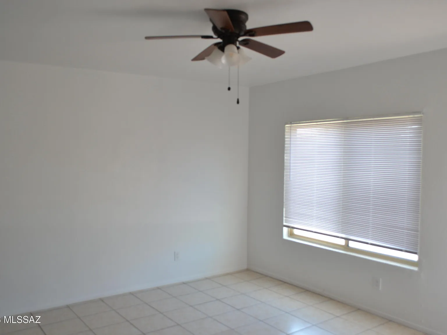 2 bed, 1.0 bath, 800 sqft, $1,200 — Photo 4