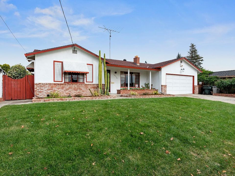 1st image of 10558 Emilie Dr