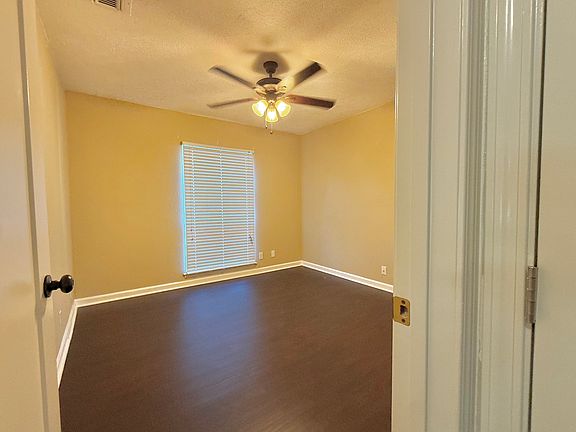 5th image of 6222 Sunset Haven St