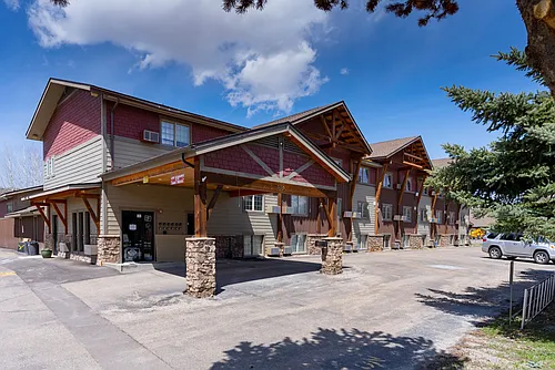 Oxbow Apartments Photo 1