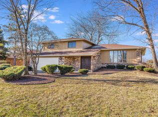 3496 Huntley Ter, Crete, IL 60417