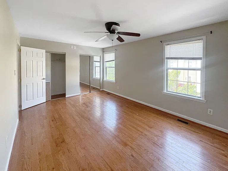 7419 Courtland Cir — Photo 14