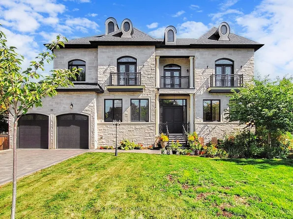 19 Blyth St, Richmond Hill, ON L4E 2Y1