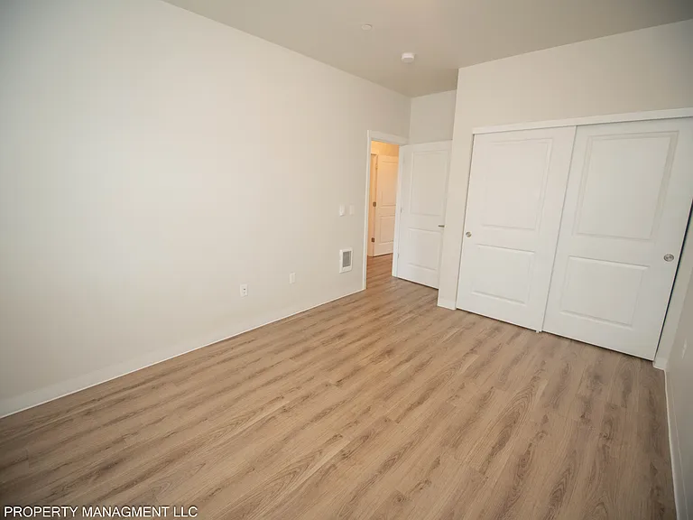 Cedar Ridge Apartments — Photo 8