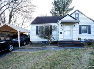 117 Monroe Ave, River Edge, NJ 07661