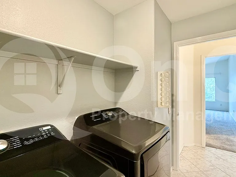 157 W Moore Ave — Photo 17
