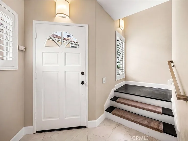 12 Opera Ln — Photo 23