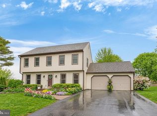 2871 Travis Ct, York, PA 17403