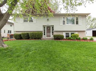 531 32nd Ave, East Moline, IL 61244