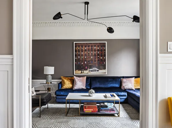 200 West 54th Street image 8 of 17